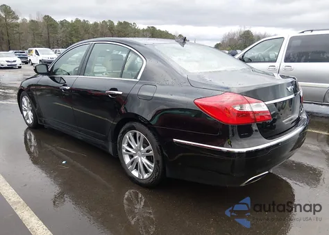 2013 Hyundai Genesis 3.8 z USA, uszkodzony, nr VIN KMHGC4DD0DU257499